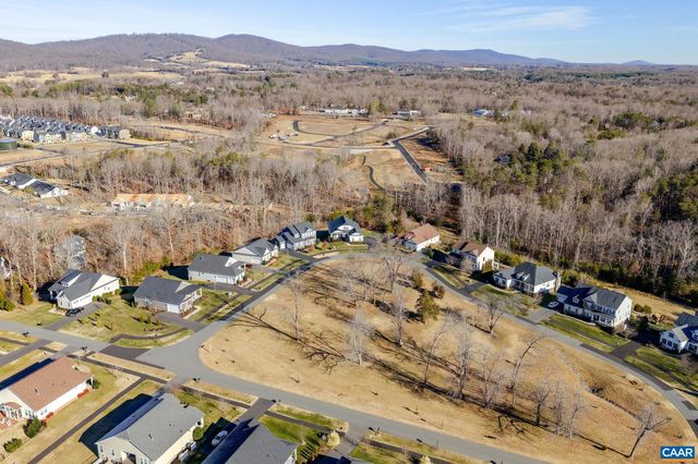 2744 LOCKERBIE LN, Keswick, VA 22947