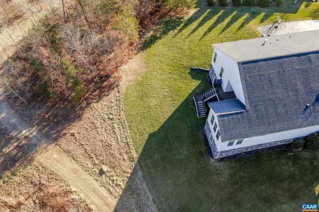 2744 LOCKERBIE LN, Keswick, VA 22947