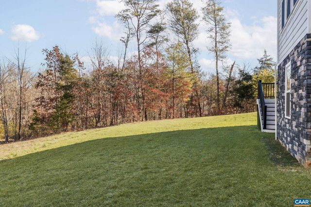 2744 LOCKERBIE LN, Keswick, VA 22947