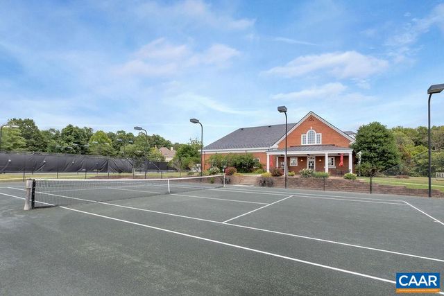 2744 LOCKERBIE LN, Keswick, VA 22947