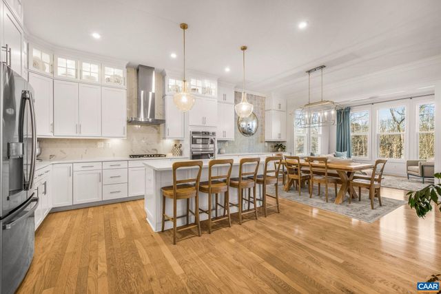 2744 LOCKERBIE LN, Keswick, VA 22947