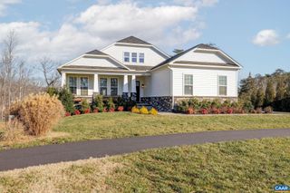 2744 LOCKERBIE LN, Keswick, VA 22947