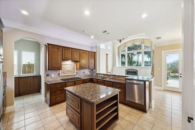 5402 Oakville Court, Sugar Land, TX 77479