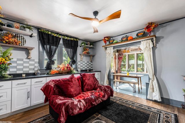 185 Moross Street, Mount Clemens, MI 48043