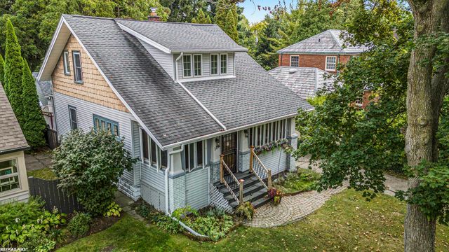 185 Moross Street, Mount Clemens, MI 48043