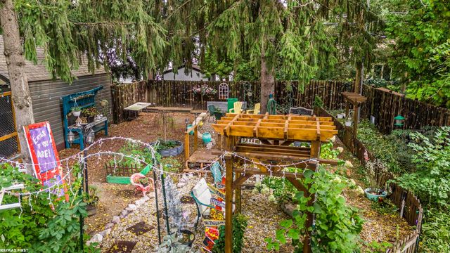 185 Moross Street, Mount Clemens, MI 48043