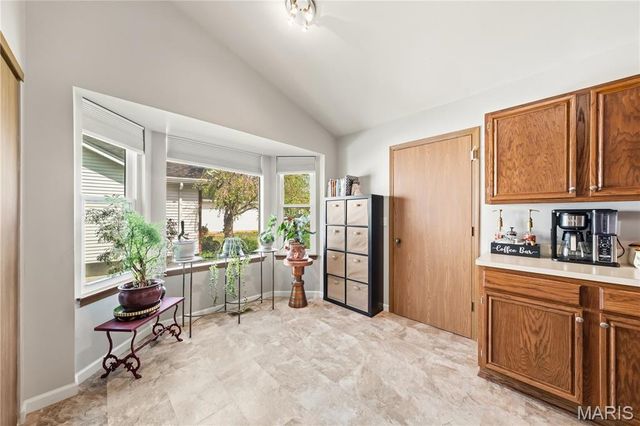 118 Walnut Hill Drive, St Charles, MO 63304