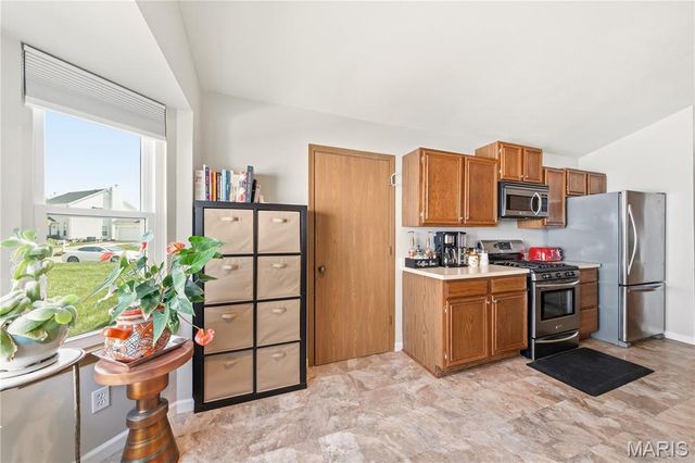 118 Walnut Hill Drive, St Charles, MO 63304