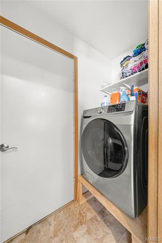 118 Walnut Hill Drive, St Charles, MO 63304