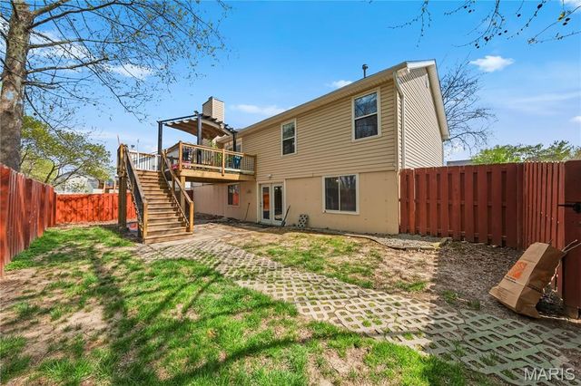 118 Walnut Hill Drive, St Charles, MO 63304