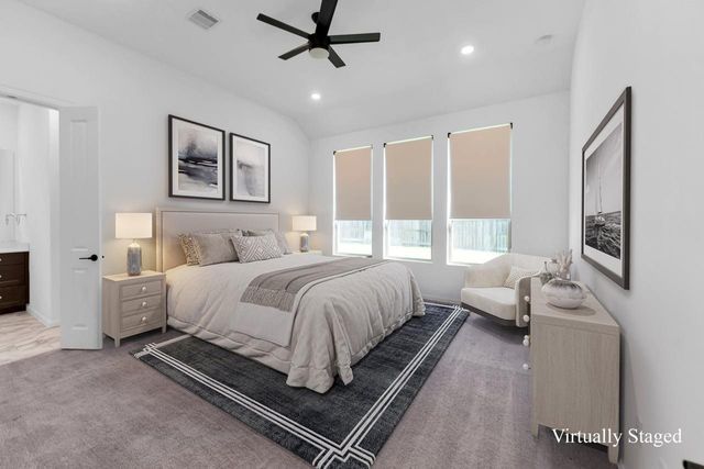 608 Cypress Bay Lane, Pinehurst, TX 77362