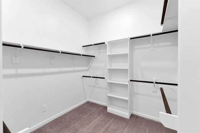 608 Cypress Bay Lane, Pinehurst, TX 77362