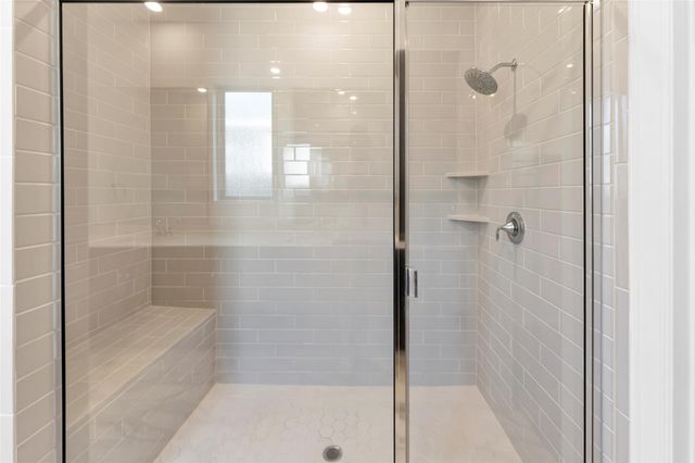 608 Cypress Bay Lane, Pinehurst, TX 77362