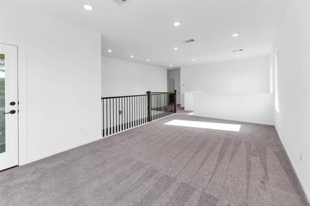 608 Cypress Bay Lane, Pinehurst, TX 77362