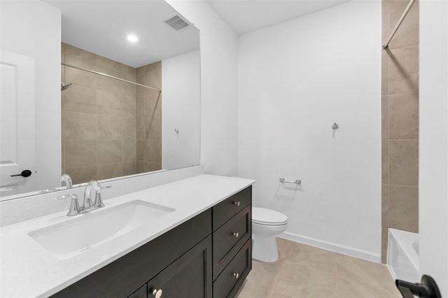 608 Cypress Bay Lane, Pinehurst, TX 77362