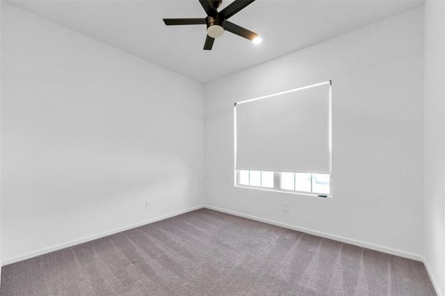 608 Cypress Bay Lane, Pinehurst, TX 77362