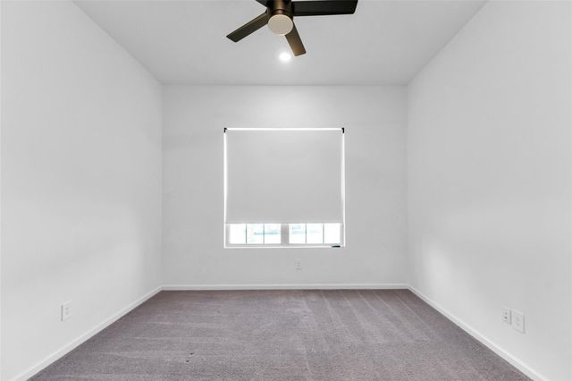 608 Cypress Bay Lane, Pinehurst, TX 77362