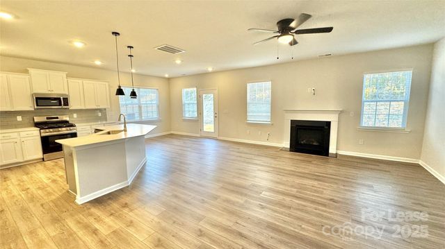 1612 Swallow Tail Drive, Belmont, NC 28012