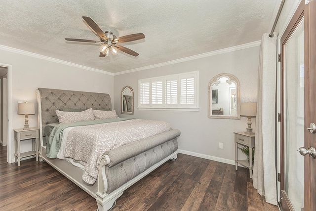5915 E El Monte Way, Fresno, CA 93727