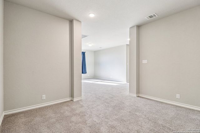 10208 High Noon Dr, San Antonio, TX 78254