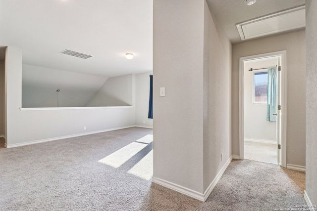 10208 High Noon Dr, San Antonio, TX 78254