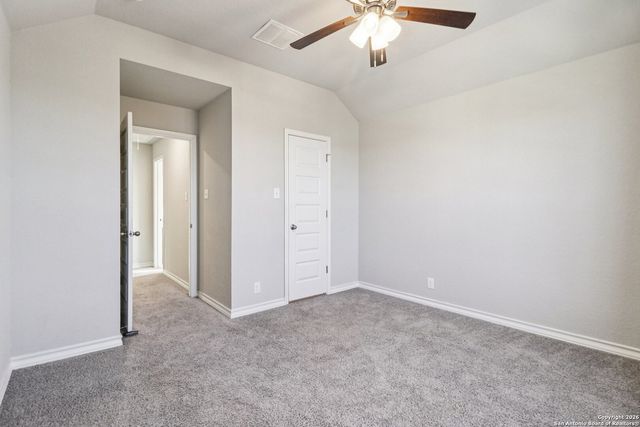 10208 High Noon Dr, San Antonio, TX 78254