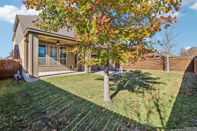 10208 High Noon Dr, San Antonio, TX 78254