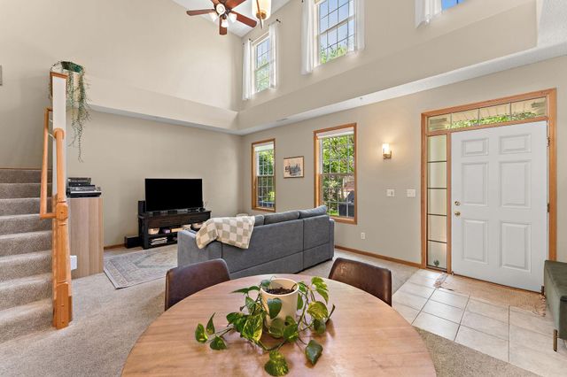 1610 Woodlynn Avenue 3, Maplewood, MN 55109