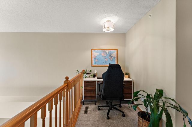 1610 Woodlynn Avenue 3, Maplewood, MN 55109