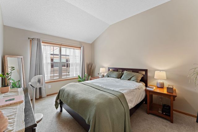 1610 Woodlynn Avenue 3, Maplewood, MN 55109