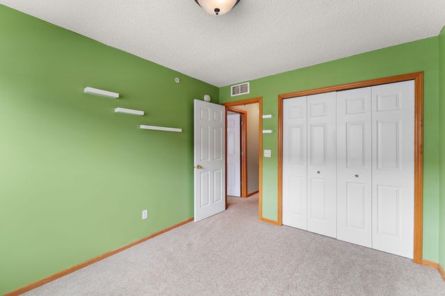 1610 Woodlynn Avenue 3, Maplewood, MN 55109
