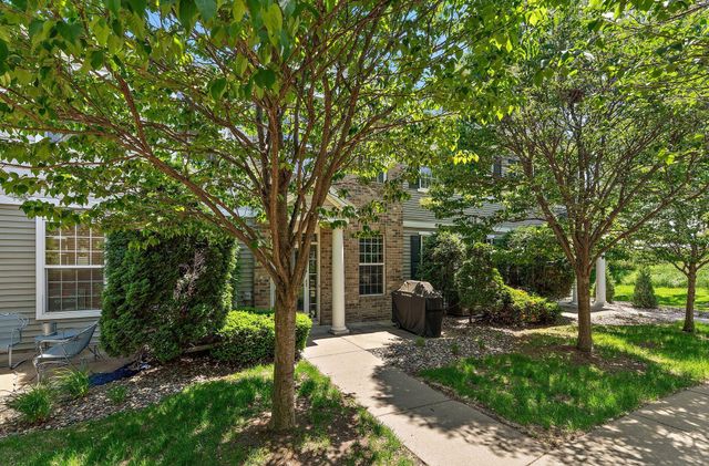 1610 Woodlynn Avenue 3, Maplewood, MN 55109