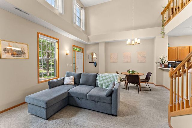 1610 Woodlynn Avenue 3, Maplewood, MN 55109