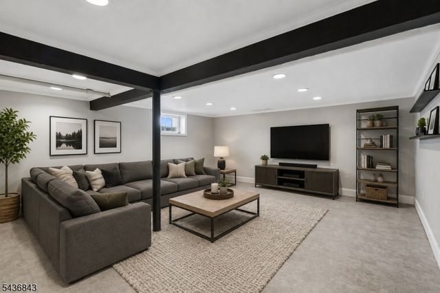 341 Huntington Rd, Union Twp., NJ 07083