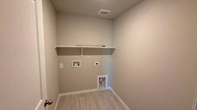 8437 COFFEE SPRINGS Drive, Fort Worth, TX 76131