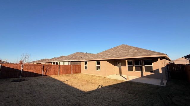 8437 COFFEE SPRINGS Drive, Fort Worth, TX 76131