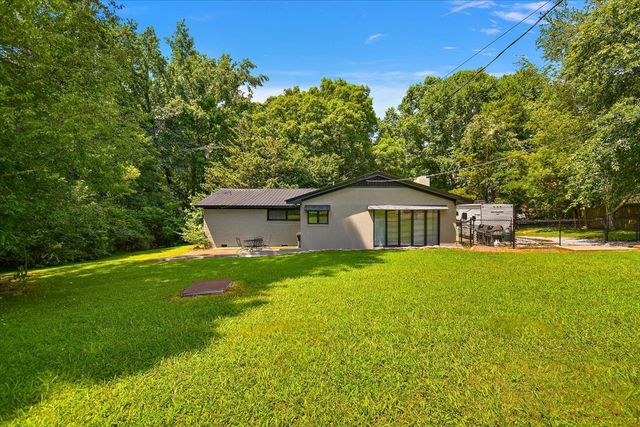 19 Horseshoe Bend Rd, Leoma, TN 38468