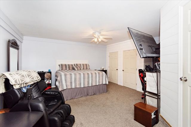 19 Horseshoe Bend Rd, Leoma, TN 38468