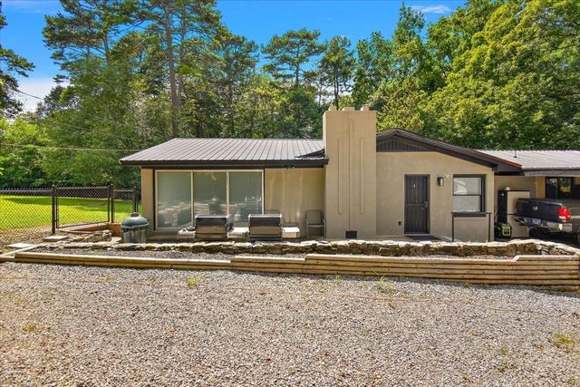 19 Horseshoe Bend Rd, Leoma, TN 38468