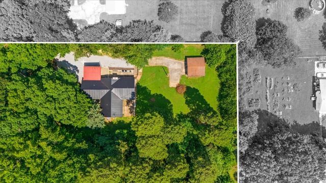 19 Horseshoe Bend Rd, Leoma, TN 38468
