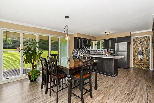 19 Horseshoe Bend Rd, Leoma, TN 38468