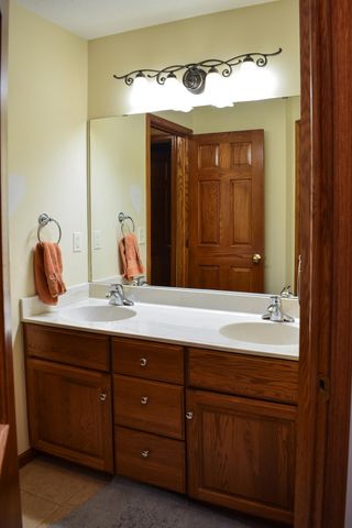17500 Blackbird Trail, Hastings, MN 55033