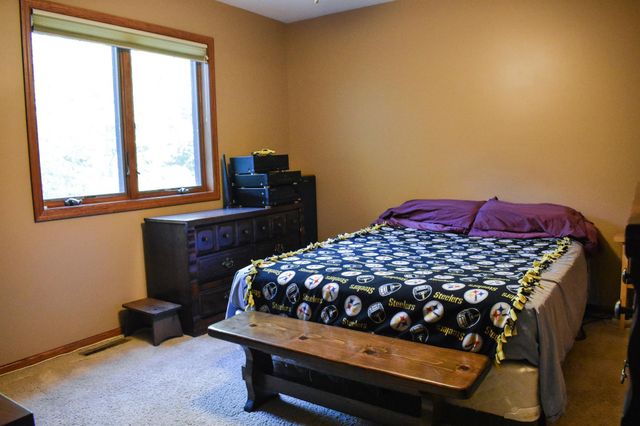 17500 Blackbird Trail, Hastings, MN 55033