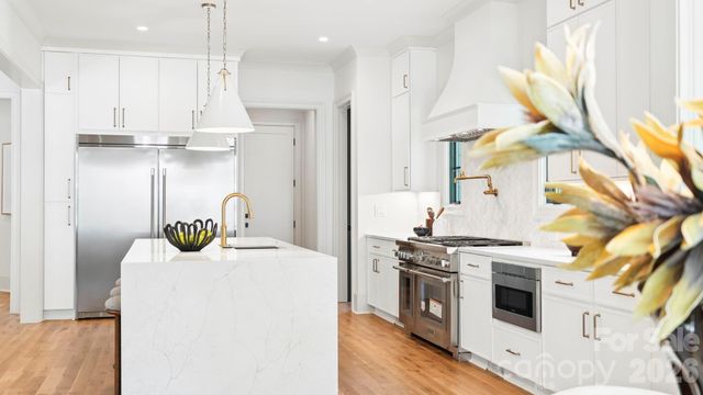 419 Lorna Street, Charlotte, NC 28205