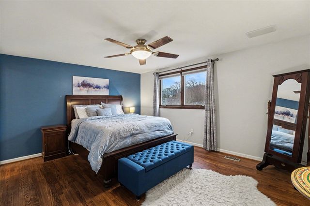 3786 Quarton Road, Bloomfield Hills, MI 48302