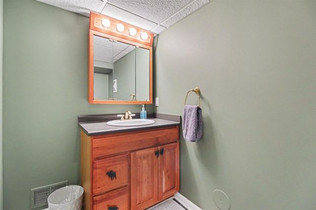 3786 Quarton Road, Bloomfield Hills, MI 48302