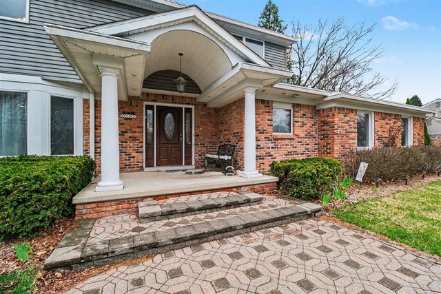 3786 Quarton Road, Bloomfield Hills, MI 48302