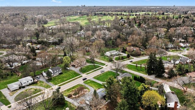 3786 Quarton Road, Bloomfield Hills, MI 48302