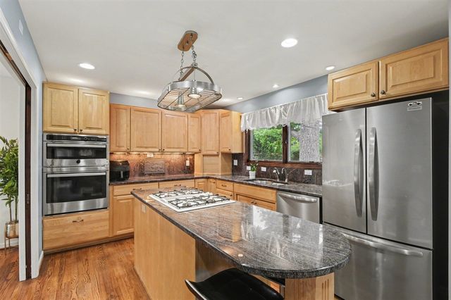 3786 Quarton Road, Bloomfield Hills, MI 48302