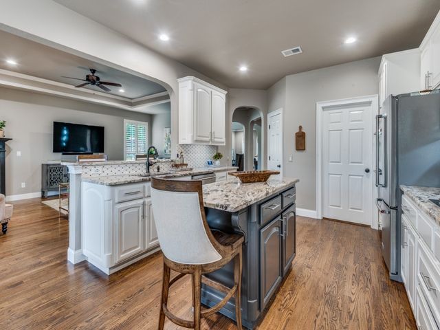 813 Weybridge Lane, Keller, TX 76248